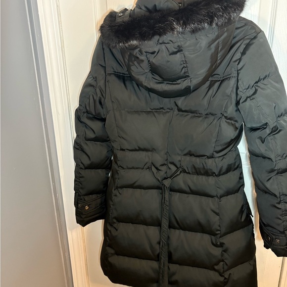 Max&Co Pufffy Coat Women’s size USA size 04  black mid- length - Picture 10 of 17